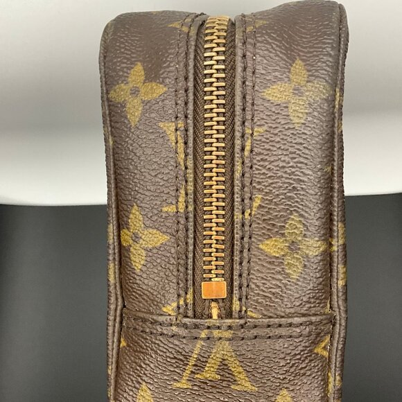 RARE FIND! Vintage LOUIS VUITTON Trousse 23 Toiletry Pouch Clutch Bag - Picture 2 of 9